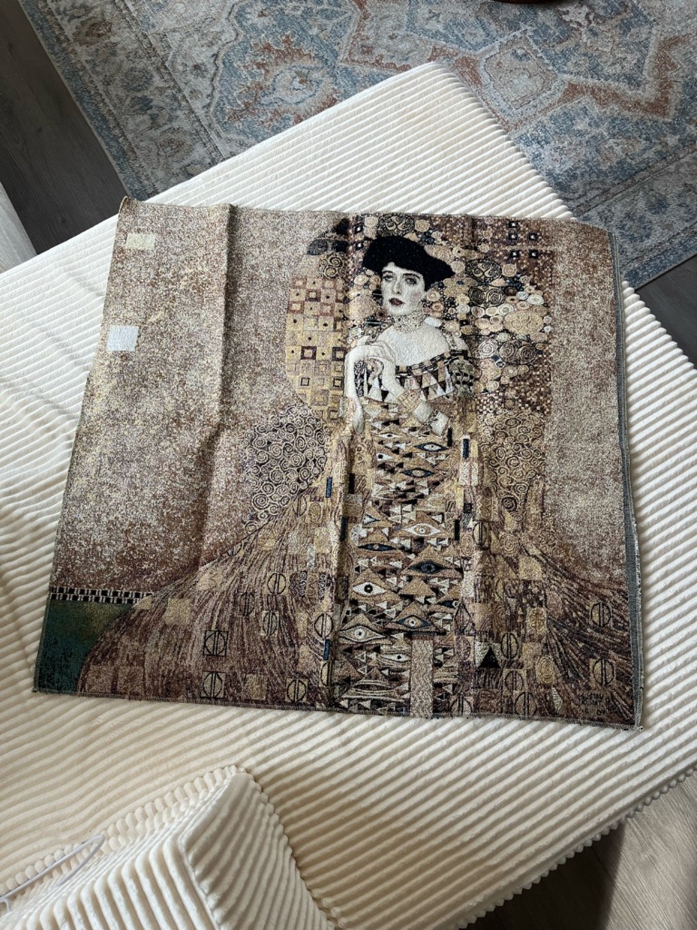 gustav klimt the lady in gold tapestry